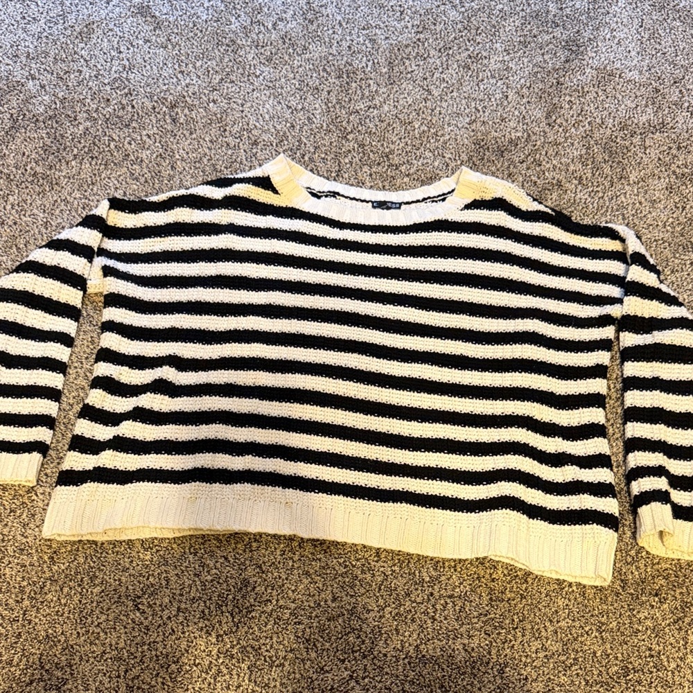 Cute Boxy Striped Express Sweater M